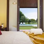 Вилла Giardino Tropicale Eco-friendly Private Pools Lido di Noto