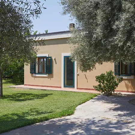 Giardino Tropicale Eco-friendly Private Pools Willa Lido di Noto