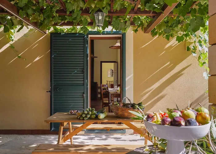 Вилла Giardino Tropicale Eco-friendly Private Pools *