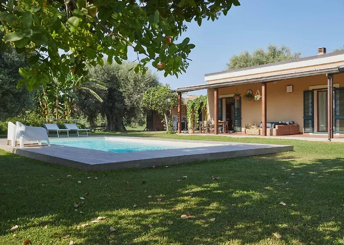 Вилла Giardino Tropicale Eco-friendly Private Pools