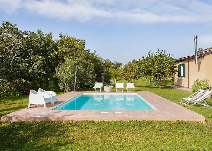 Вилла Giardino Tropicale Eco-friendly Private Pools *